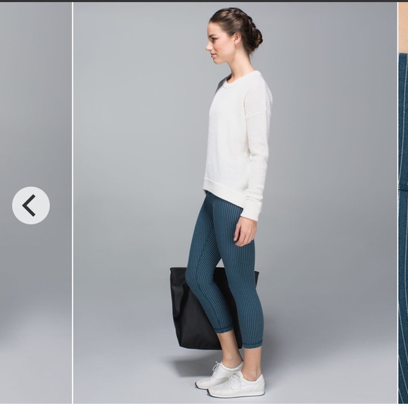 Lululemon- WunderUnder Crop II FoldOver- Conductor Pin Stripe- Sz 8- Blue & Pink - Picture 5 of 16